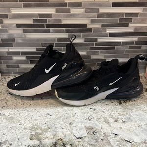 Men’s Nike Air tennis shoes size 8.5